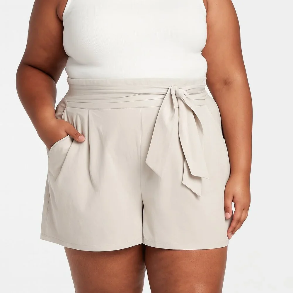 Athleta Skyline Short II Paperbag  Belted Shorts Beige NWT XXL-XXXL SHIPS FAST